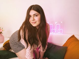 Free amateur video CarolineAdrian