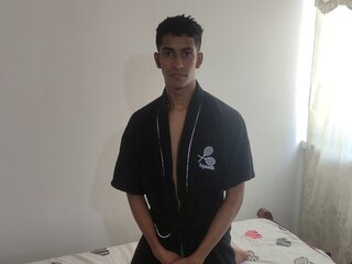 Naked xxx show DannySpart
