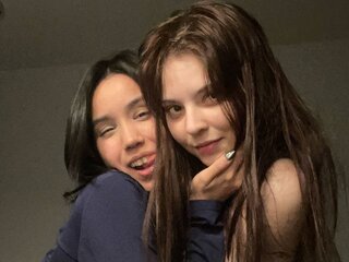 Livejasmine recorded livesex DebAndCaitlin