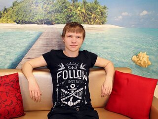 Photos shows hd DeviSmith