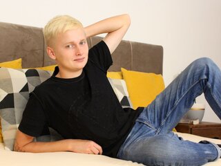 Live camshow online FrankPerry