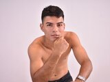 Nude shows jasmine LukasBrucks