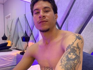 Livejasmin livejasmine show TravisNavas